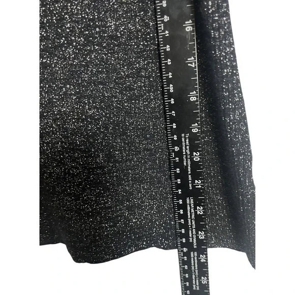 Style & Co Sz M Sweater Black Silver Gold Metallic Turtleneck Classic Party Top - Picture 4 of 7